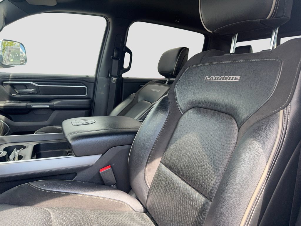 Used 2023 RAM 1500 Laramie AWD/4WD image 13