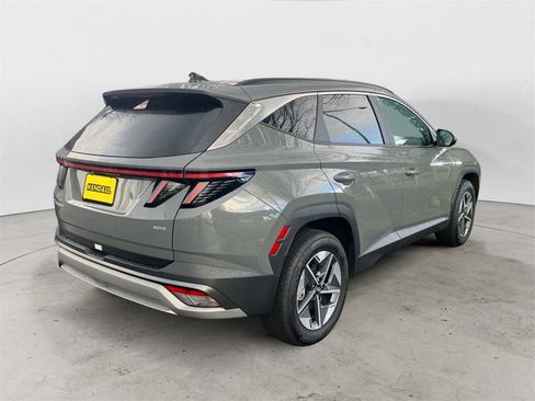 Certified 2025 Hyundai Tucson SEL image 4