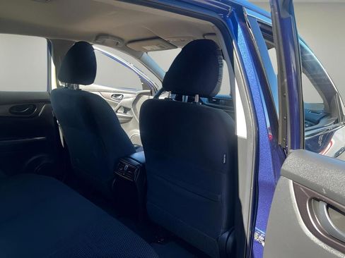 Used 2022 Nissan Rogue Sport S image 29