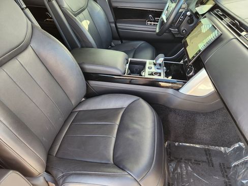 Used 2023 Land Rover Range Rover SE AWD/4WD image 13