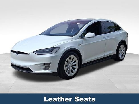 Used 2017 Tesla Model X 100D AWD/4WD image 4