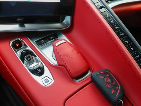 Used 2024 Chevrolet Corvette Stingray Premium Cpe w/ Z51 Performance Package RWD image 20