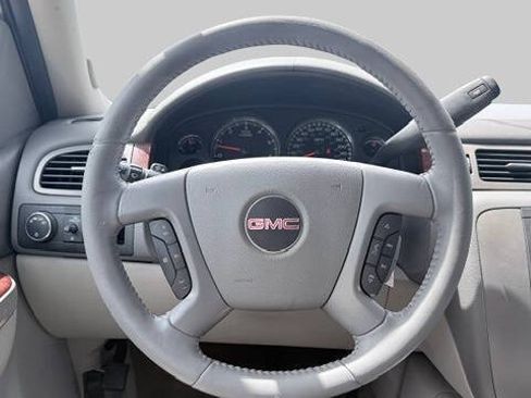 Used 2014 GMC Yukon SLT RWD image 16