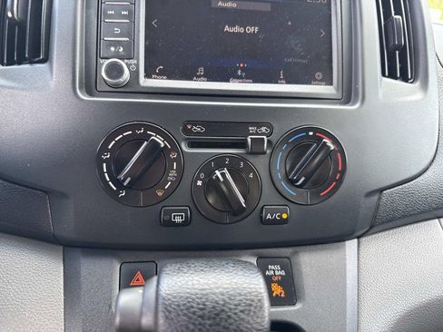 Used 2021 Nissan NV200 SV w/ Back Door Glass Package image 23