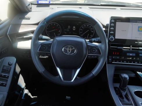 Used 2020 Toyota Avalon Limited w/ Advanced Safety Package FWD image 14