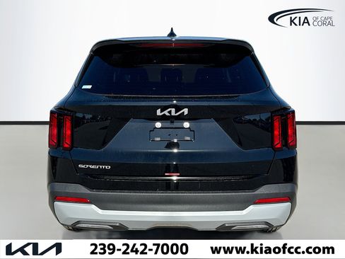 New 2026 Kia Sorento LX image 4