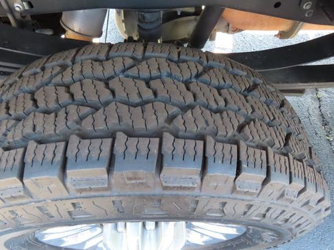 Used 2018 Ford F250 XLT w/ XLT Premium Package AWD/4WD image 21
