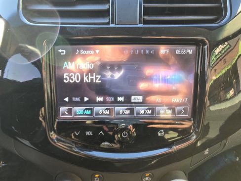 Used 2015 Chevrolet Spark LT image 28