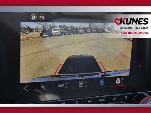 Used 2026 GMC Canyon AT4X w/ LPO, Black Badging Package AWD/4WD image 58