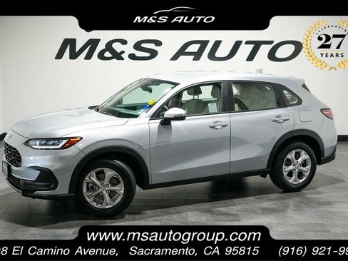 Used 2023 Honda HR-V LX image 1
