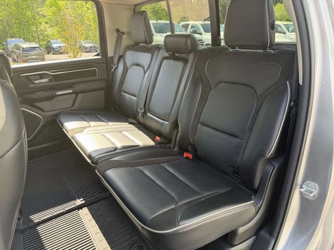 Used 2022 RAM 1500 Laramie AWD/4WD image 17