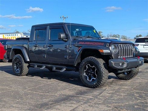 Used 2020 Jeep Gladiator Rubicon image 2