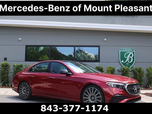 Used 2025 Mercedes-Benz E 350 4MATIC Sedan image 1