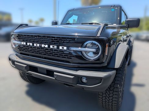 New 2026 Ford Bronco Outer Banks w/ Sasquatch Package AWD/4WD image 10