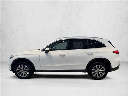 Certified 2025 Mercedes-Benz GLC 300 4MATIC image 9