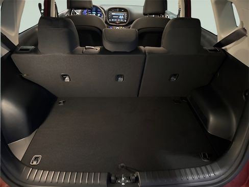 Used 2023 Kia Soul LX image 10