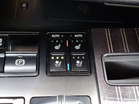 Used 2022 Lexus RX 350 AWD w/ Luxury Package image 26