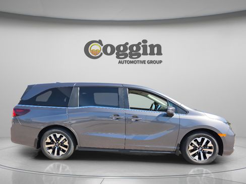 New 2026 Honda Odyssey EX-L image 6