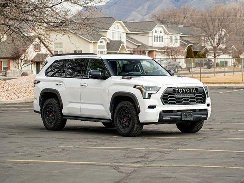 Used 2023 Toyota Sequoia TRD Pro image 3