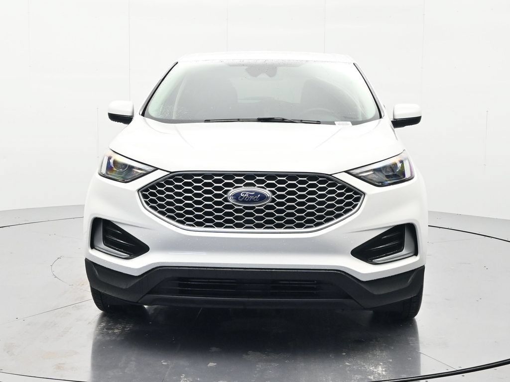 Used 2024 Ford Edge SEL AWD/4WD image 2