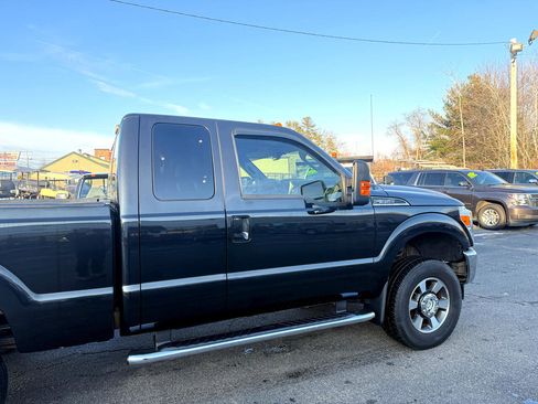Used 2015 Ford F350 Lariat image 12