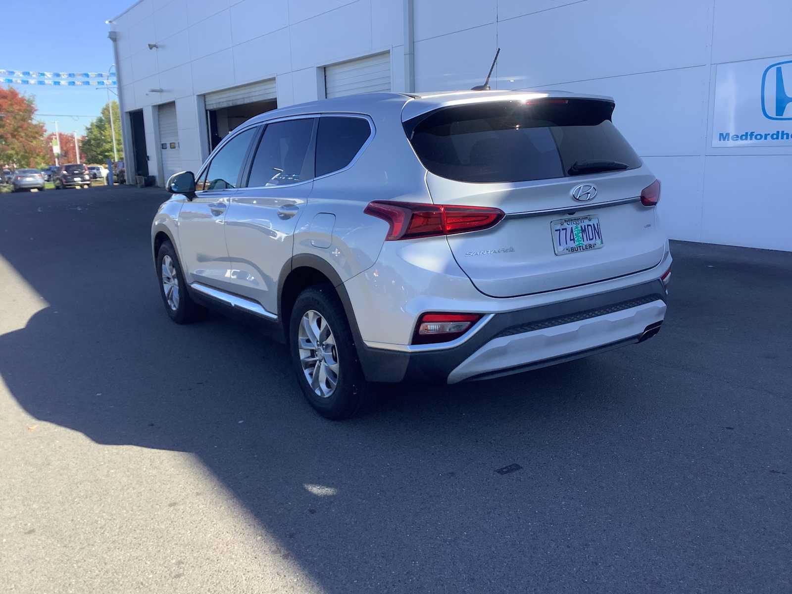 Used 2019 Hyundai Santa Fe SE AWD/4WD image 3