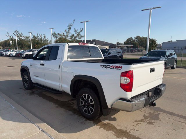 Used 2019 Toyota Tundra SR5 AWD/4WD image 5