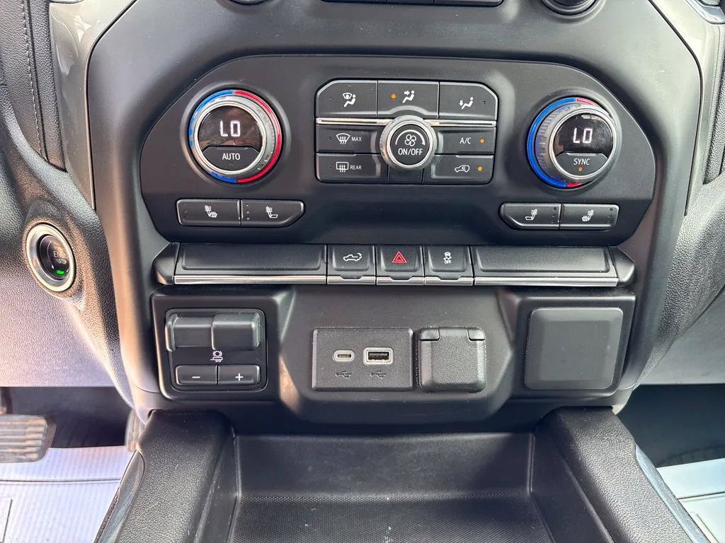 Used 2021 Chevrolet Silverado 2500 LT w/ Convenience Package AWD/4WD image 15