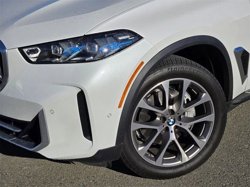 Used 2024 BMW X5 sDrive40i image 9