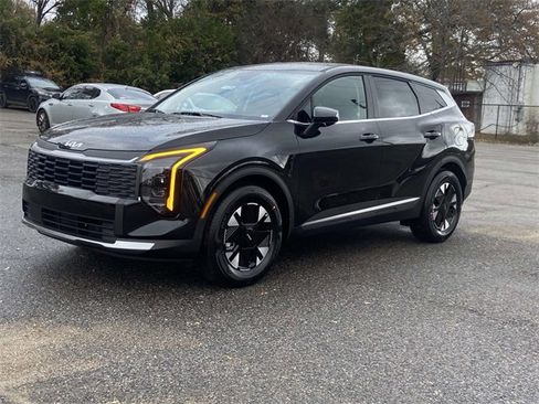 New 2026 Kia Sportage LX image 5