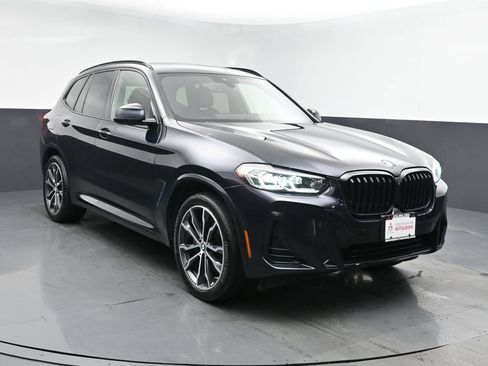 Used 2022 BMW X3 xDrive30i AWD/4WD image 2