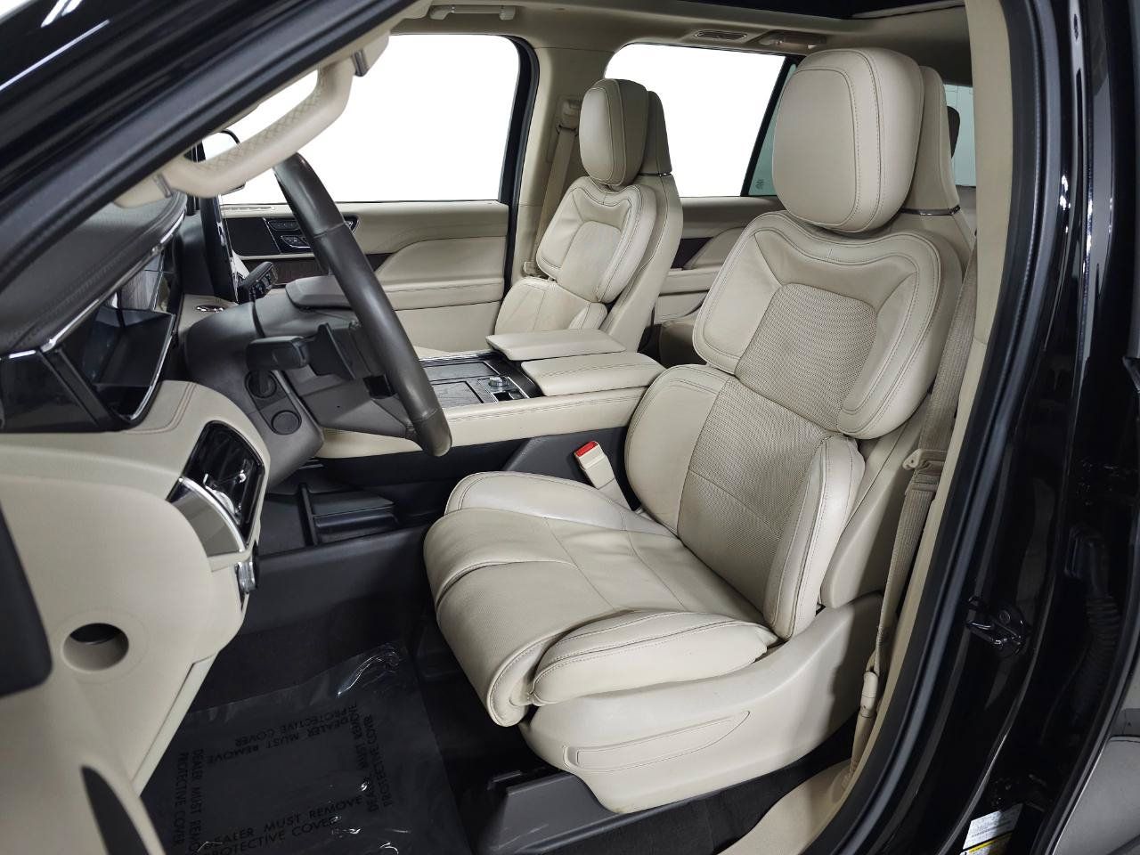 Used 2018 Lincoln Navigator Reserve w/ Technology Package AWD/4WD image 15