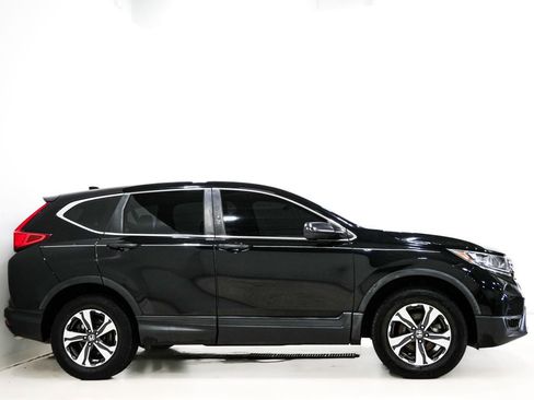 Used 2019 Honda CR-V LX image 4