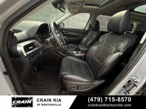Used 2022 Kia Telluride SX w/ SX Prestige Package image 22