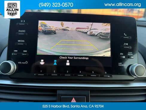 Used 2018 Honda Accord LX image 12