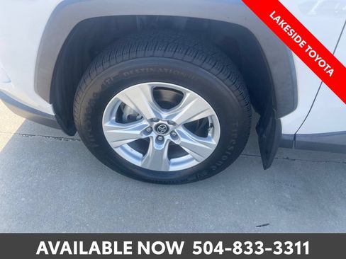 Certified 2020 Toyota RAV4 XLE w/ Convenience Package FWD image 15