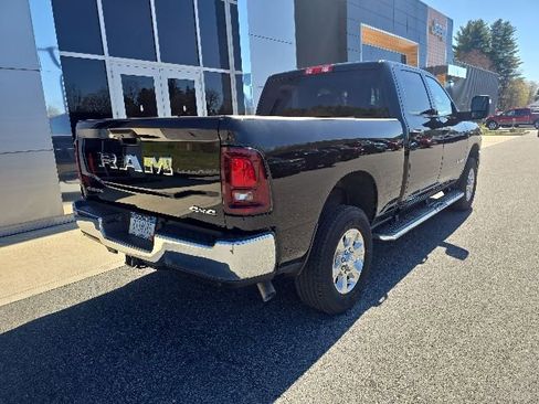 Used 2025 RAM 2500 Big Horn AWD/4WD image 6