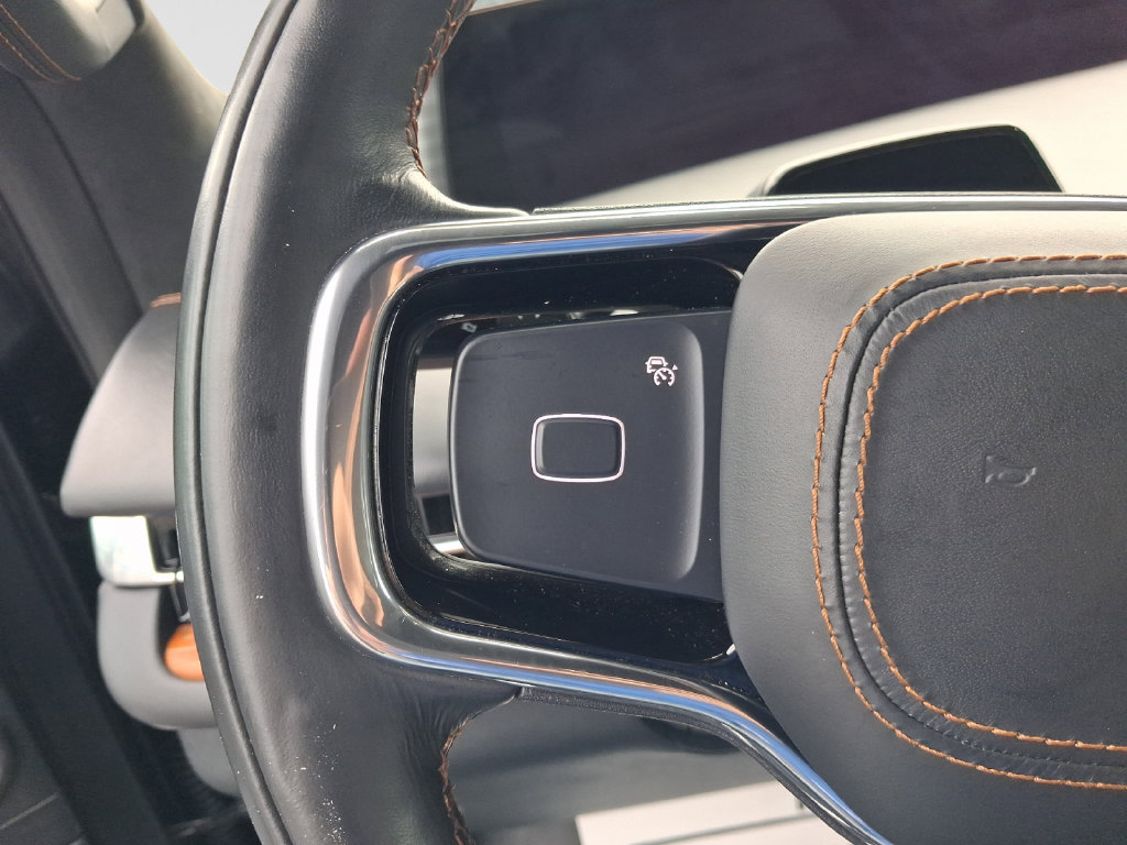 Used 2025 Lincoln Navigator Black Label AWD/4WD image 15