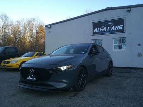 Used 2021 MAZDA MAZDA3 Hatchback w/Premium Plus Pkg image 1