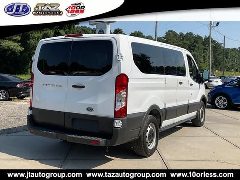 Used 2016 Ford Transit 150 XL RWD image 7