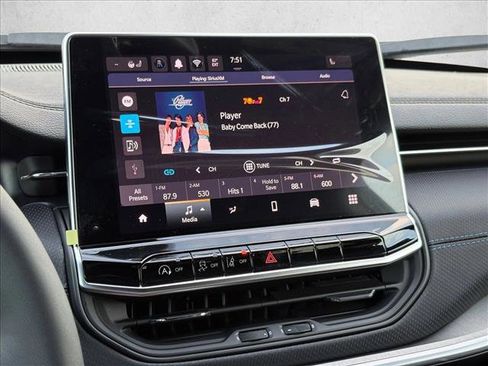 New 2026 Jeep Compass Latitude image 14