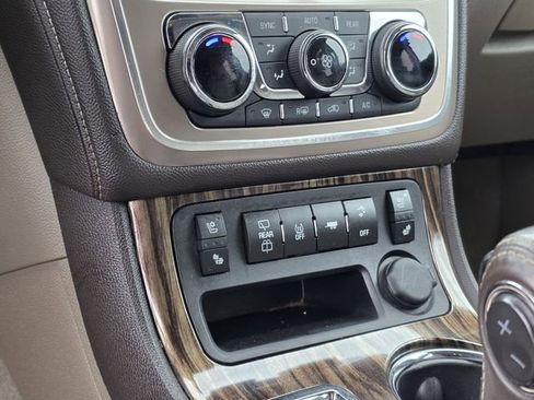 Used 2014 GMC Acadia Denali image 19