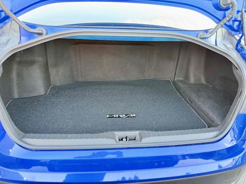 Used 2021 Toyota Mirai RWD image 18