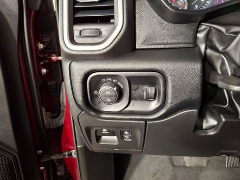 Used 2022 RAM 1500 Big Horn image 15