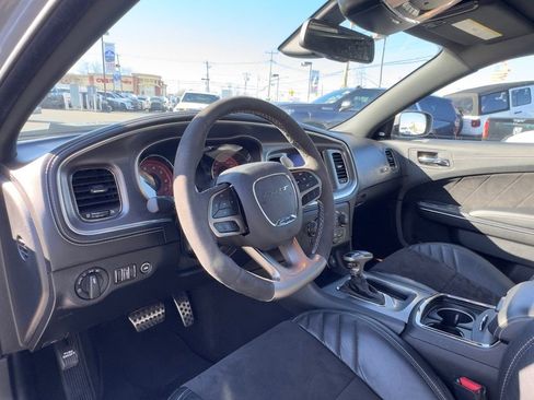 Used 2021 Dodge Charger SRT Hellcat RWD image 12