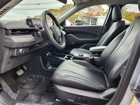 Certified 2022 Ford Mustang Mach-E Premium image 18