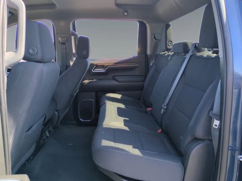 Used 2022 Chevrolet Silverado 1500 LT Trail Boss w/ LPO, Dark Essentials Package image 13