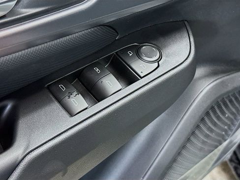 New 2026 Chevrolet Equinox EV RS FWD image 19