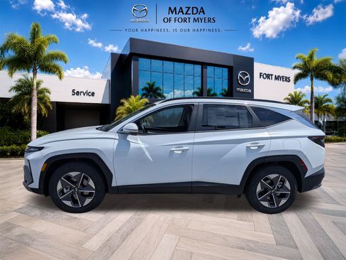 New 2026 Hyundai Tucson SEL Plus FWD image 7