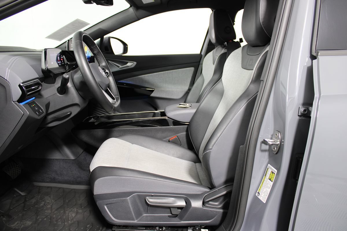 Used 2024 Volkswagen ID.4 2WD image 7